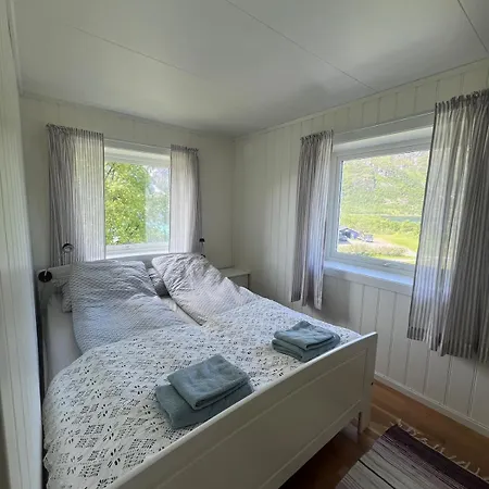 Cozy House With Amazing View Lofoten And Vesteralen Brubrekka